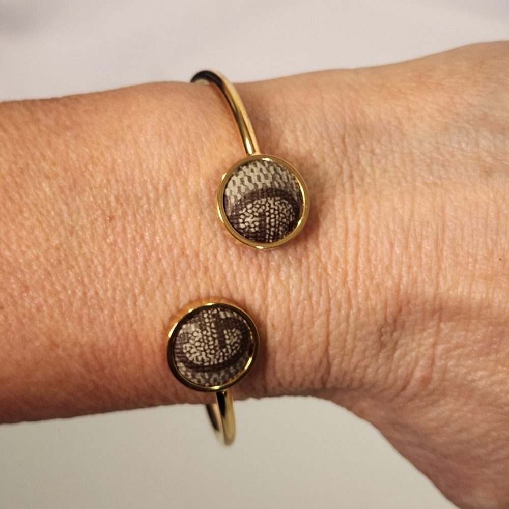 Gucci Brown Monogram Canvas Gold Wrap Cuff Bracelet - Picture 3 of 7